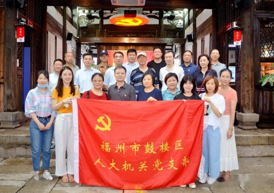 “老债王”格罗斯:美股看起来过度膨胀 美国经济面临严重衰退