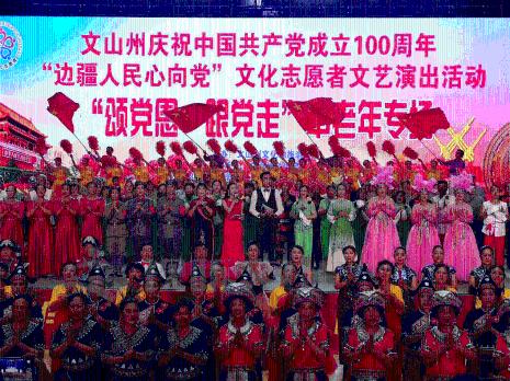 它被称为“柑桔皇后”,皮薄薄的、肉嫩嫩的,像果冻一样嫩滑